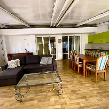 Appartement 2 Liberty Suites *